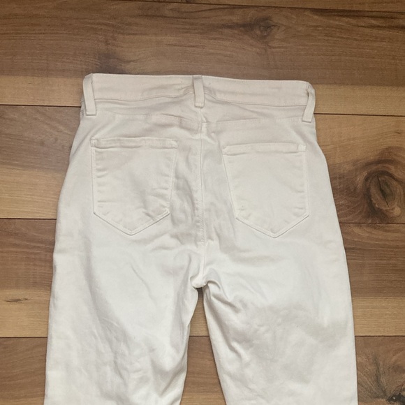 L’AGENCE Marguerite Jeans - Picture 15 of 15